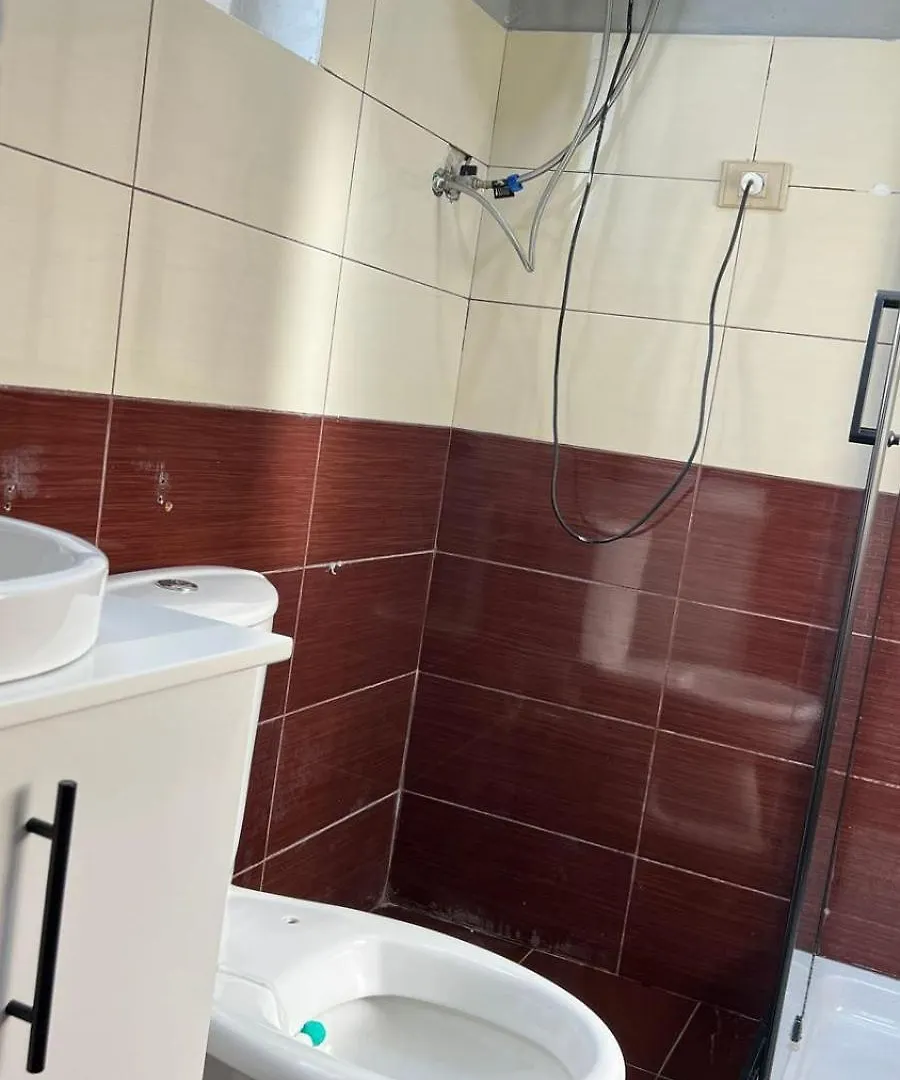 Cozy Little Holiday House Shkoder Apartment